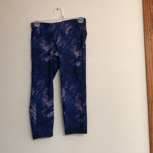 Old navy workout leggings size S